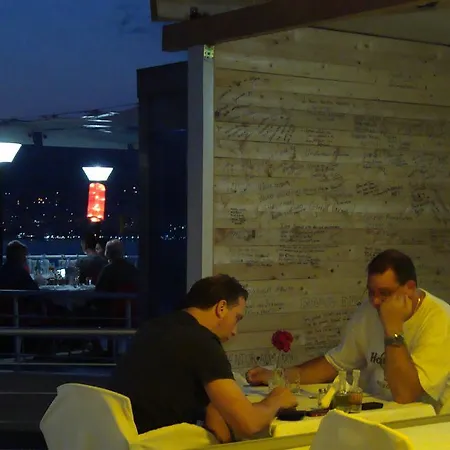 Hotel Seaside Saranda-2