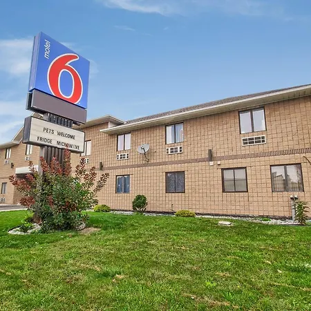 Motel 6-Windsor, On-2