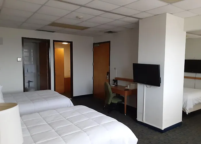 Howard Johnson By Wyndham Centro Cardiovascular