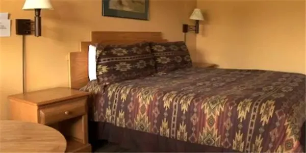 Indian Hills Inn, Taos Plaza
