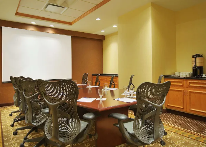Hilton Garden Inn Montreal Centre-Ville