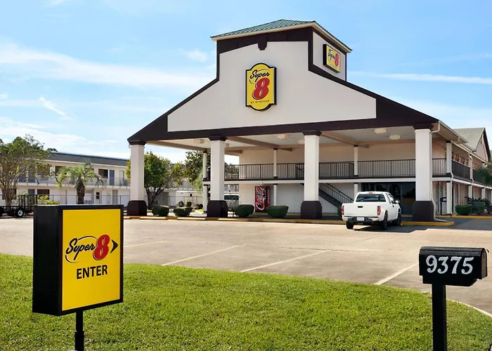 Super 8 By Wyndham Gulfport Airport Nw Near Biloxi