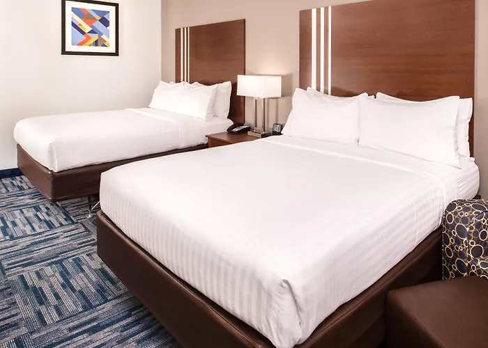 Hotels with pool Holiday Inn Express & Suites Alamogordo Highway 54/70 By Ihg