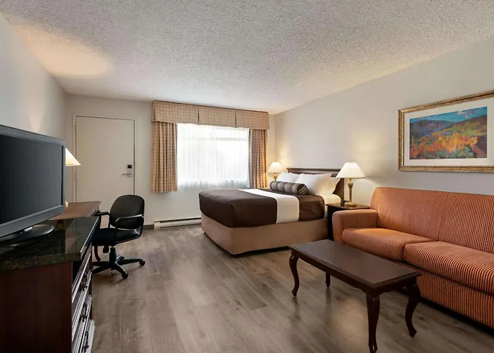 Travelodge By Wyndham Abbotsford Bakerview