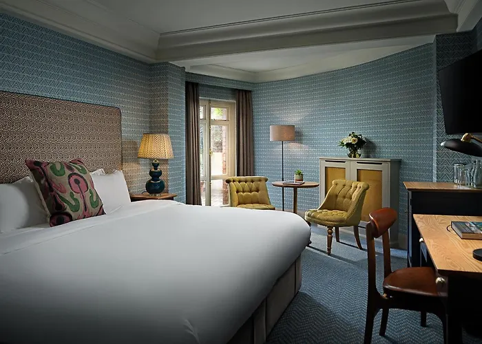 Schoolhouse Hotel
