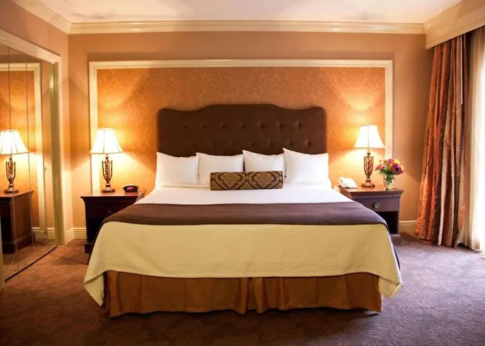 Best Western Plus French Quarter Courtyard Hotel