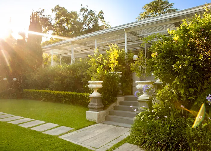 Fairlawns Boutique &Spa
