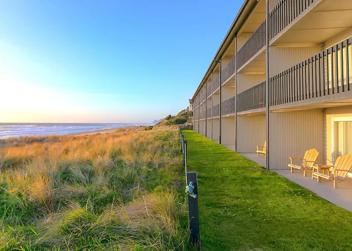 3 star hotel: Lincoln Sands Oceanfront Resort, An Ascend Collection Hotel