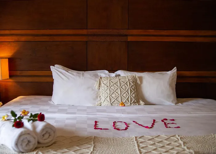  Awatara Boutique Resort Ubud