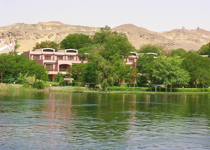 Luxury hotel only: Pyramisa Island Hotel Aswan