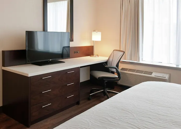 Hilton Garden Inn Pittsburgh Downtown