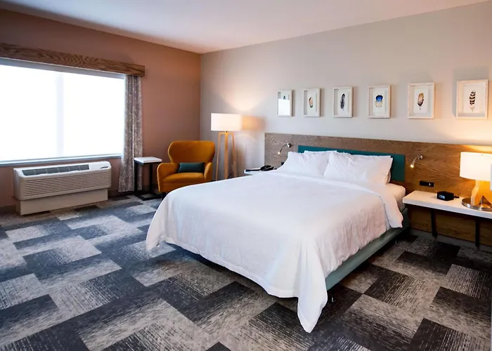 Hotel with pool: Hilton Garden Inn Moncton Downtown, Nb