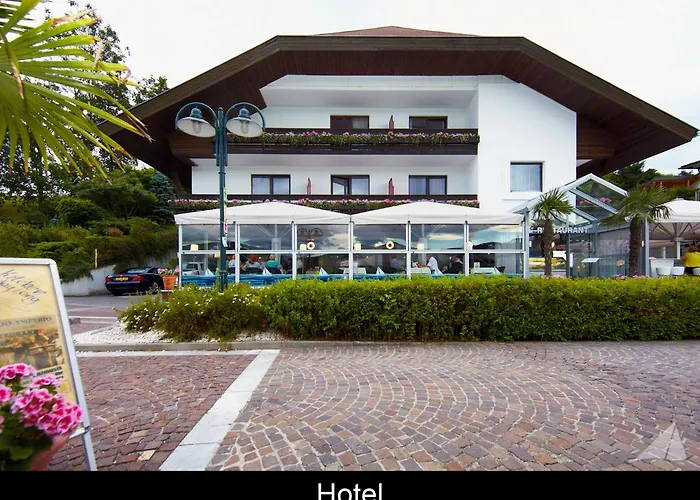 Hotel-Restaurant "Veldener Traumschiff" Direkt Am See In 2Min Im Zentrum