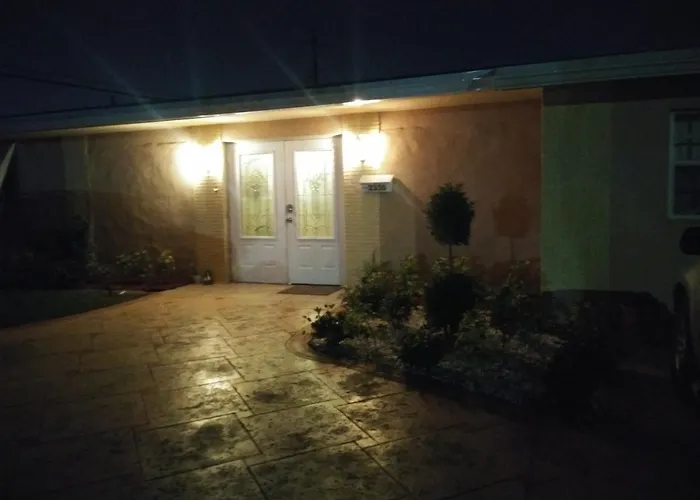 Bon Soleil Stadium Guesthome