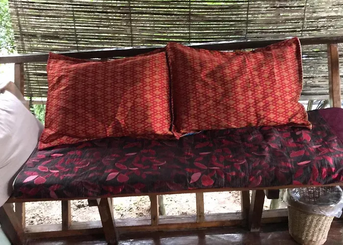 Retro Kampot Guesthouse