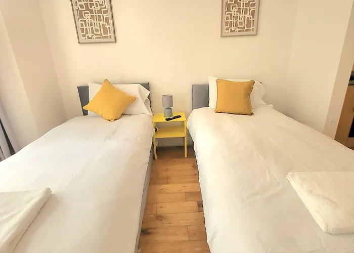 En-Suite Double Rooms - Leytonstone E11