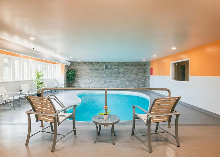 Coastal Inn / Dieppe