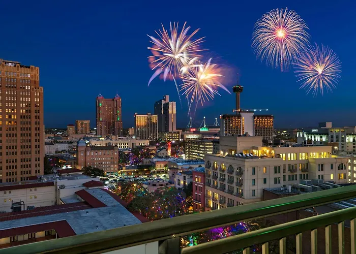 Courtyard By Marriott San Antonio Riverwalk