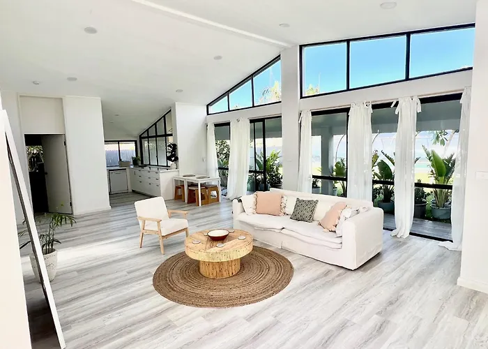 Villa: Amazing Ocean Villa Close To Natural Rock Pools