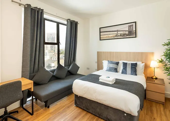 Hotel cerca del aeropuerto: Equitable Hotel
