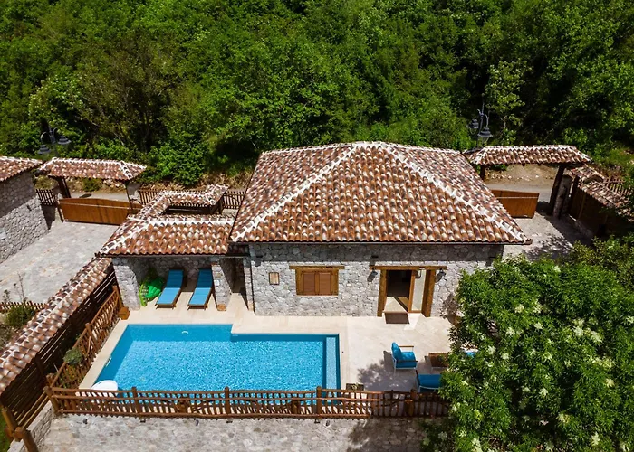Carevic Resort & Villas