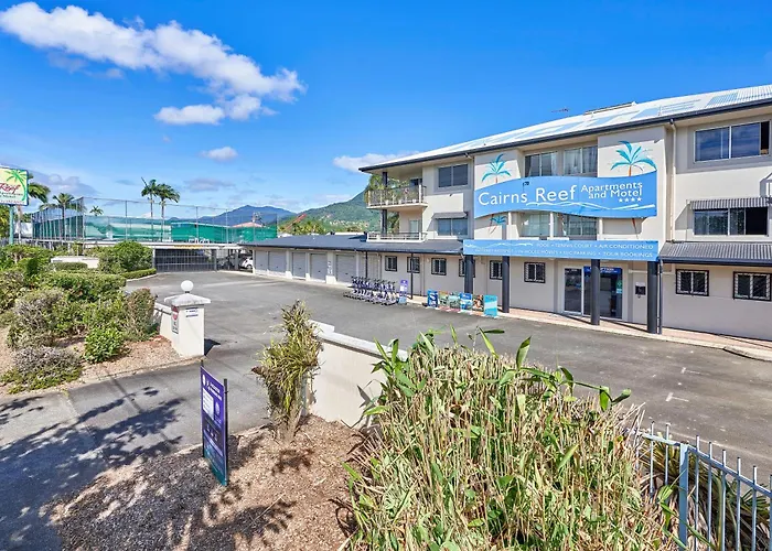 Romantic hotel: Cairns Reef Apartments & Motel