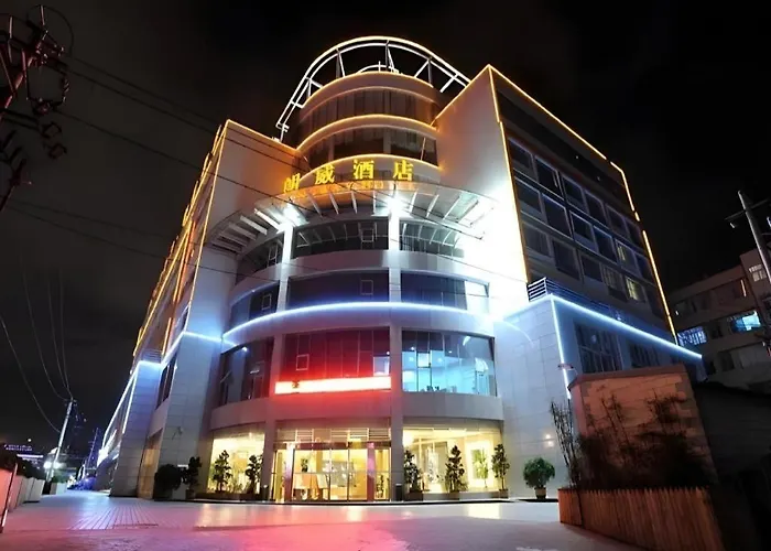 Kunming Long Way Hotel