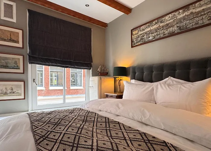 Lastage Inn -