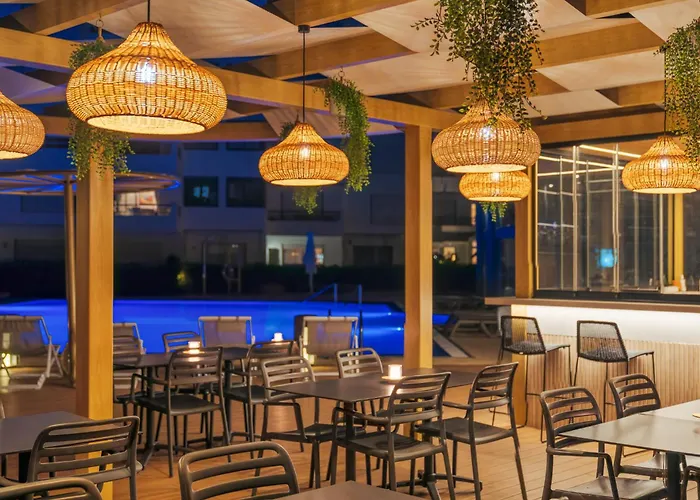 Strandhotel: Hotel Pestana Cascais Ocean & Conference Aparthotel