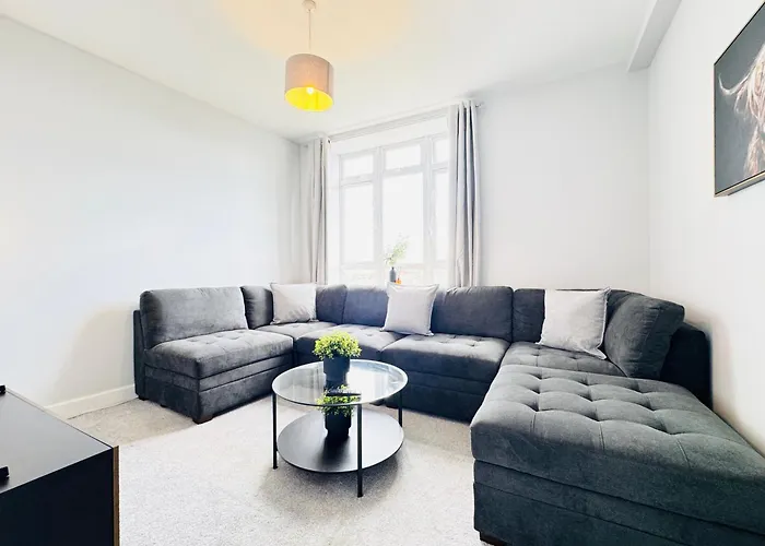 Skyline View Apartment