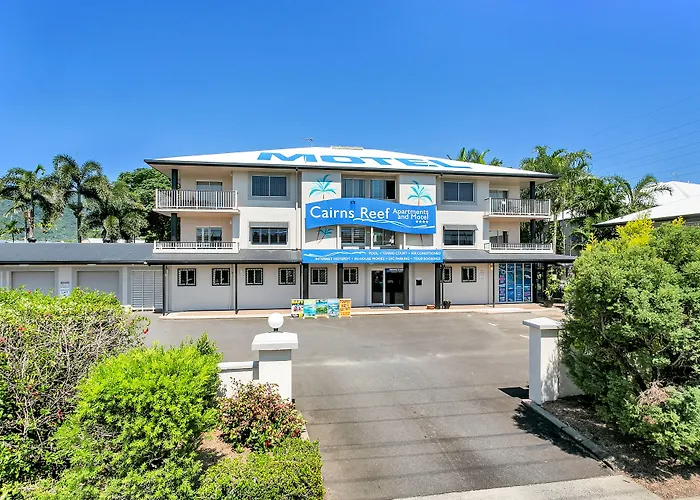 Romantic hotel: Cairns Reef Apartments & Motel