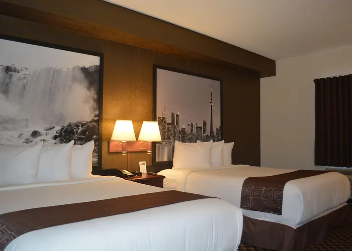 Hotel: Super 8 By Wyndham Ambassador Bridge Windsor On