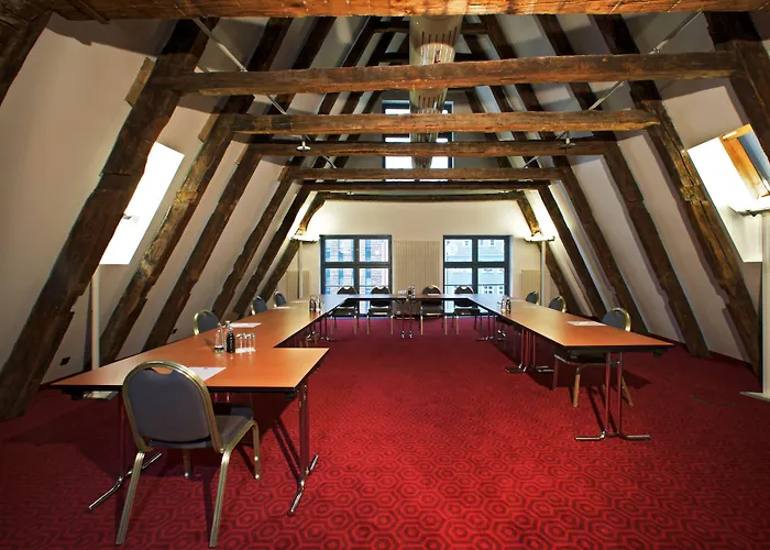 4-Sterne-Hotel: Pentahotel Rostock