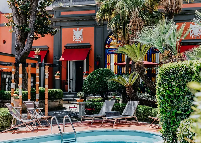 Hotel con piscina: Costantinopoli 104