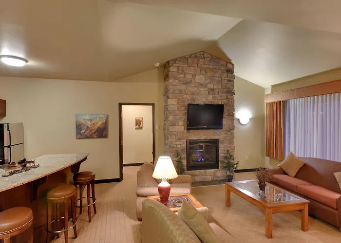 Stonecreek Lodge