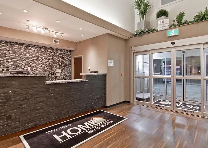 Family Hotel: Home Inn & Suites Regina Airport