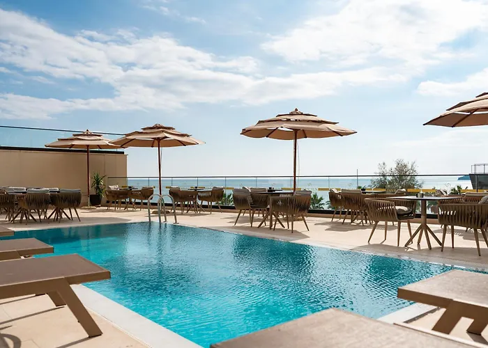 Invictus Hotel