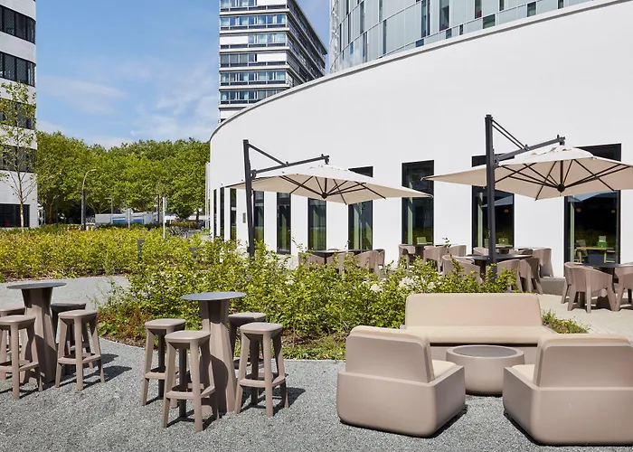 Family Friendly Hotels Holiday Inn Hamburg - City Nord By Ihg