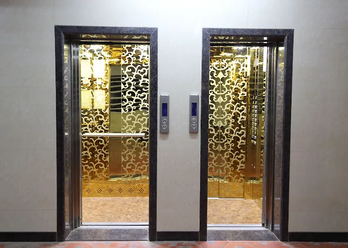 The Altruist Andheri Hotel