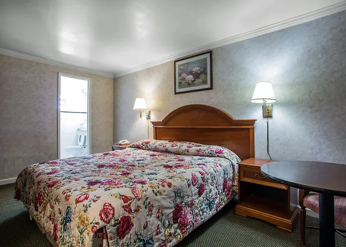 Downbeach Inn