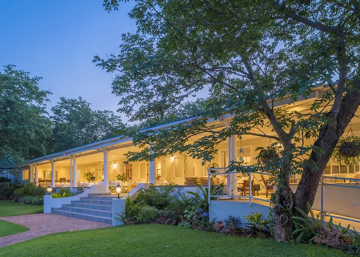 Family Hotel: Batonka Guest Lodge