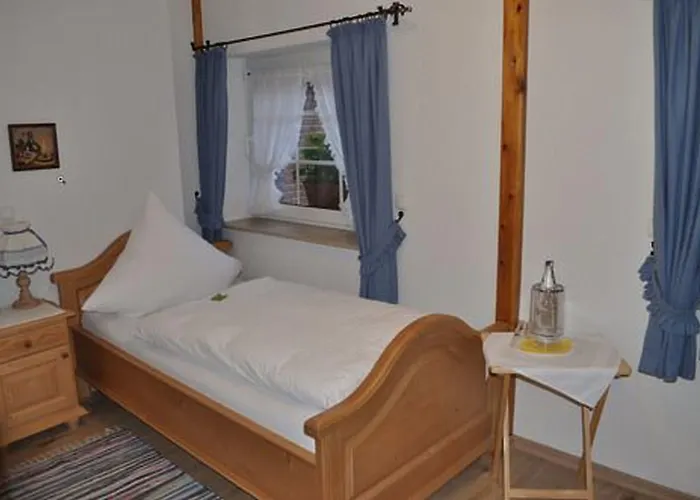 Hotel & Restaurant Bei Hoelzchen