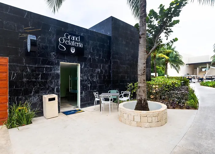 Hotel suites Grand Palladium Select Costa Mujeres