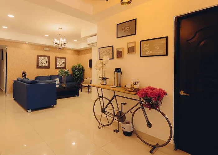 Hotel La Colonia