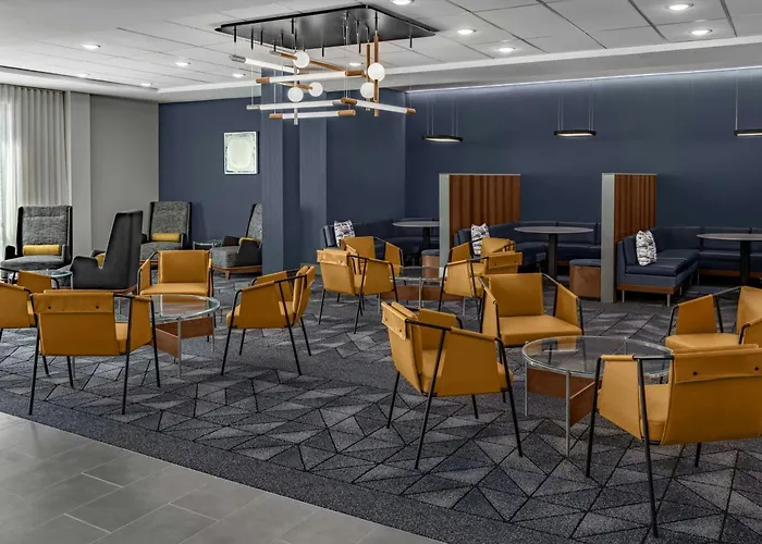 Courtyard By Marriott Sherman