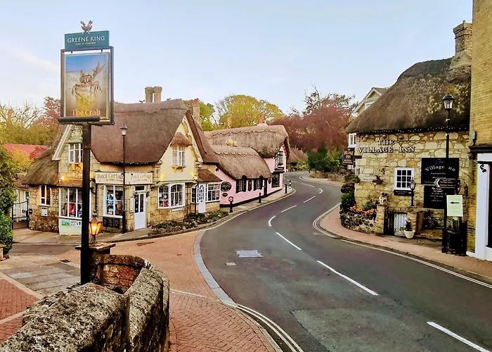 Fernhurst Holiday s