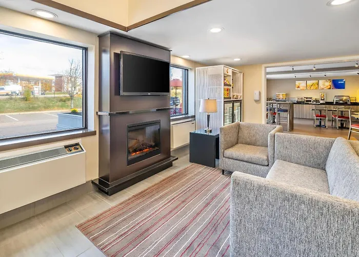 Comfort Inn East