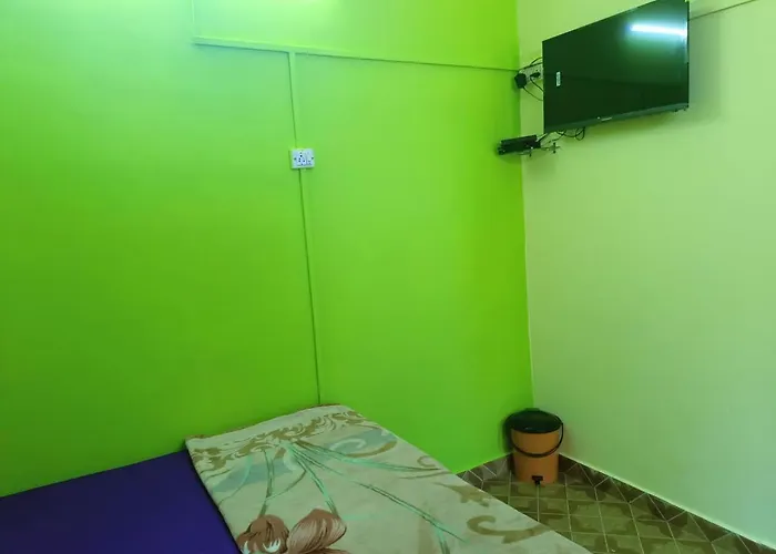 Samaira Guest Houses
