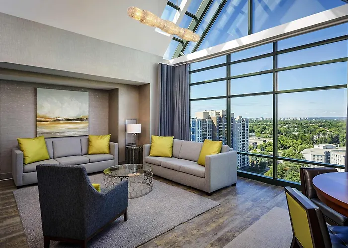 Cheap hotel: Novotel Toronto North York