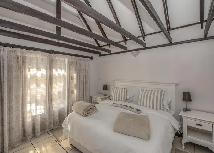 Onse Khaya Lodging And Conferencing